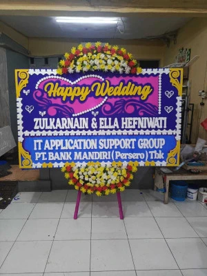 Papan Bunga di Soetta Airport